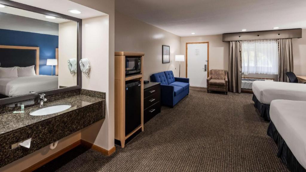 Best Western River Terrace Cheboygan Kültér fotó